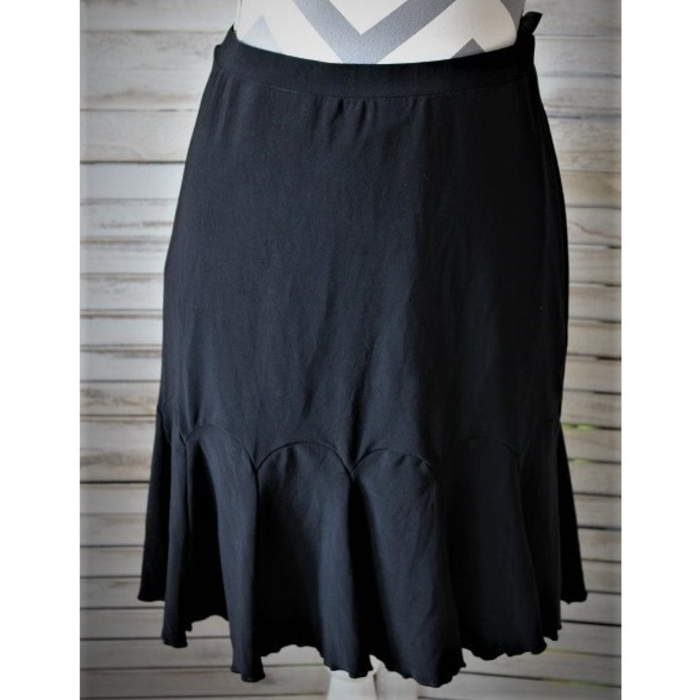 White House Black Market black skirt(317)